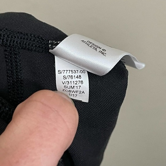Athleta Stealth Shortie Sculptek High-Rise Athletic Workout Shorts Black XXS - Picture 12 of 13